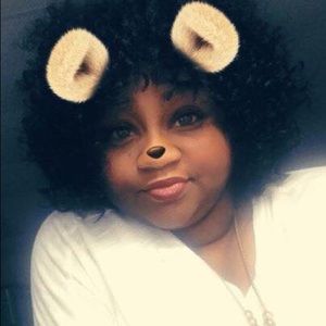 Meet your Posher, Jasmine